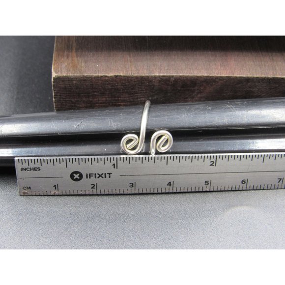 Size 5.25 Sterling Silver Double Swirl Pattern Open Band Ring - Picture 6 of 7